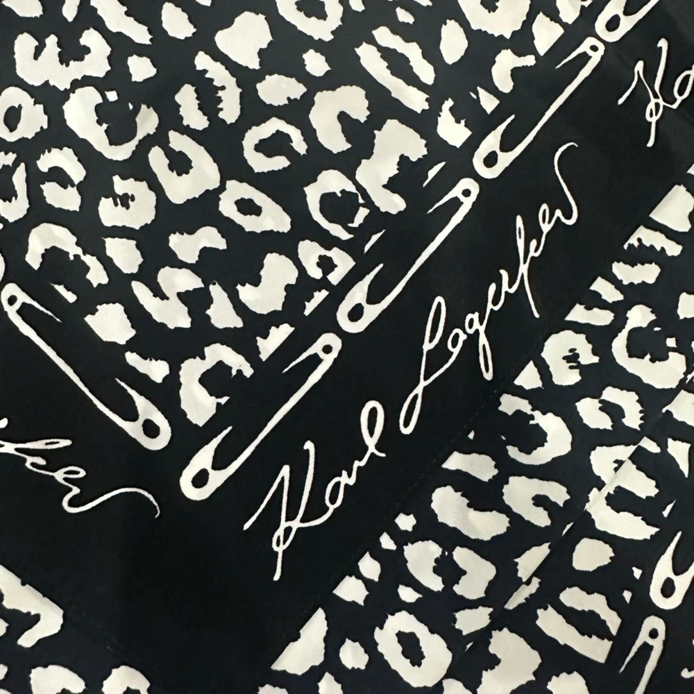 Karl Lagerfeld Black & White Scarf